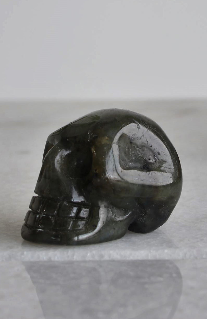 Labradorite Skull AA 40mm